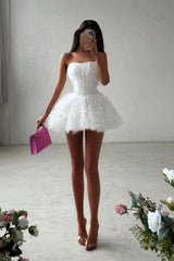 Charming White A-Line Strapless Mini Homecoming Dress Sleeveless Tulle On Sale