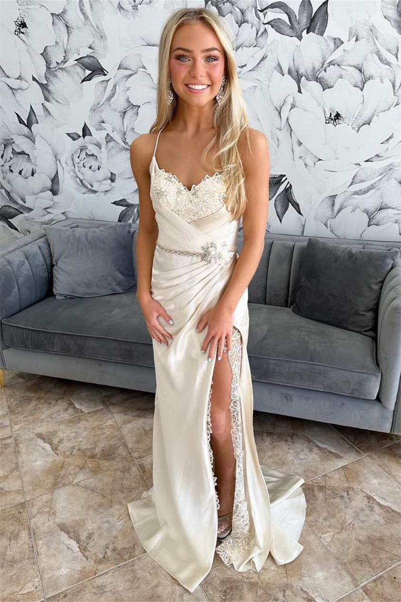 Chic Sweetheart Satin Spaghetti-Straps Sleeveless Wedding Dresses Sequins Lace-Up Back High Slit With Beads Flower