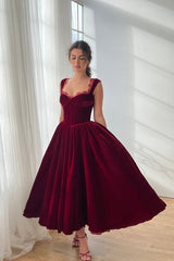 Classy Burgundy Straps Sweetheart Sleeveless Velvet Evening Dresses A-Line With Pleats