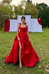 Exquisite Red Halter Sleeveless A-Line Satin Evening Dresses High Split With Pleats Zipper