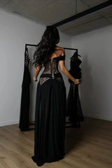 Exquisite Black Off-The-Shoulder Chiffon Lace Evening Dresses A-Line High Split With Lace-Up Back