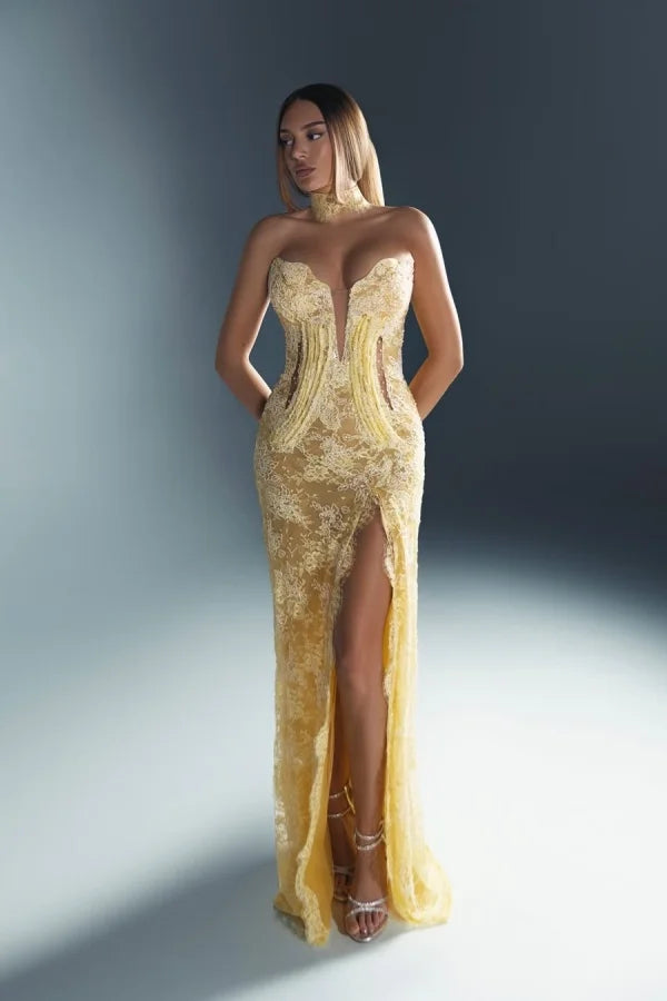 Glamorous Yellow V-Neck Strapless Sleeveless Evening Dresses Mermaid Column With High Split