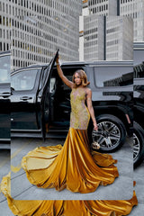 Luxury Gold Sleeveless Velvet Mermaid Wedding Dresses Column Gem With Pleats