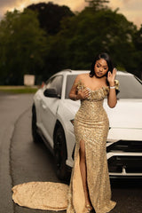 Romantic Gold Strapless Sleeveless Sequins Wedding Dresses Mermaid Gem With High Split