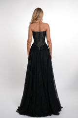 Glamorous Black Strapless Sleeveless Lace Evening Dresses A-Line With Lace-Up Back