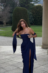 Glamorous Dark Navy Strapless Sleeveless Mermaid Evening Dresses High Split With Pleats