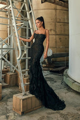 Graceful Black Spaghetti-Straps Sleeveless Mermaid Evening Dresses Beads With Lace-Up Back