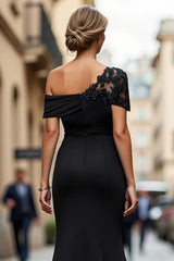 Graceful Black Asymmetrical Satin Evening Dresses Mermaid Sheath With Zipper