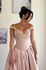 Romantic Dusty Pink Sweetheart Off The Shoulder Satin Evening Dresses A-Line With Beads Pleats