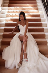Luxurious Sweetheart Strapless Sleeveless Satin Evening Dresses High Split With Zipper Pleats
