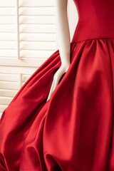 Elegant Red Off The Shoulder Satin Evening Dresses A-Line With Pocket Pleats