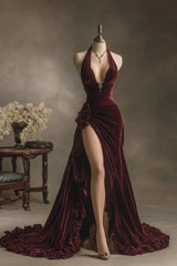 Dazzling V-Neck Sleeveless Velvet Evening Dresses Side Split With Pleats