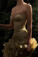 Dazzling Sweetheart Strapless Sleeveless Homecoming Dresses Mini Gem With Feather