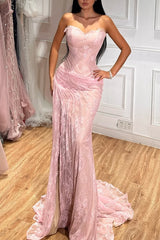 Elegant Pink Strapless Sweetheart Sleeveless Lace Mermaid Evening Dresses High Split With Pleats