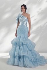 Unique Sky Blue One Shoulder Satin Evening Dresses Column With Zipper Pleats