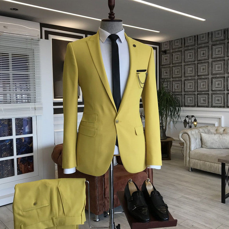 Yellow Peaked Lapel One Button 3 Flaps Men's Prom Suits