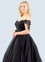 Black Gothic Ball-Gown Off-The-Shoulder Tulle Prom Dresses Featuring Appliques Lace-Dbrbridal