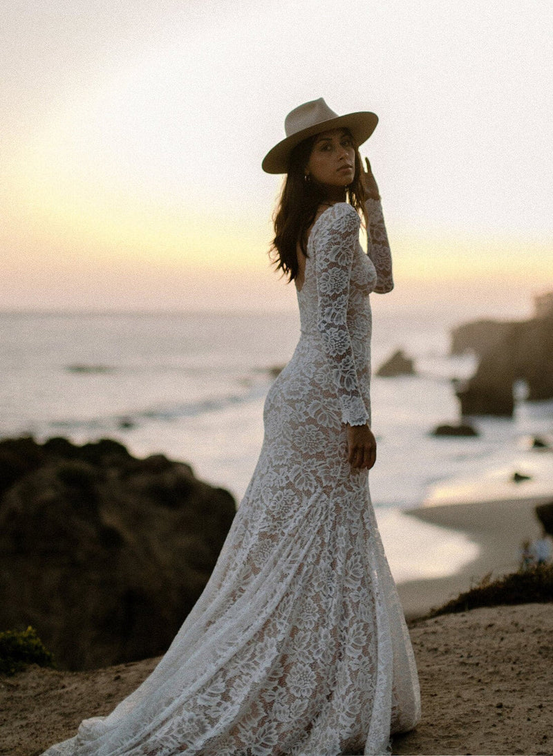 Boho Garden Lace Trumpet Mermaid Fitted Long Sleeves Wedding Dresses Court Train-Dbrbridal