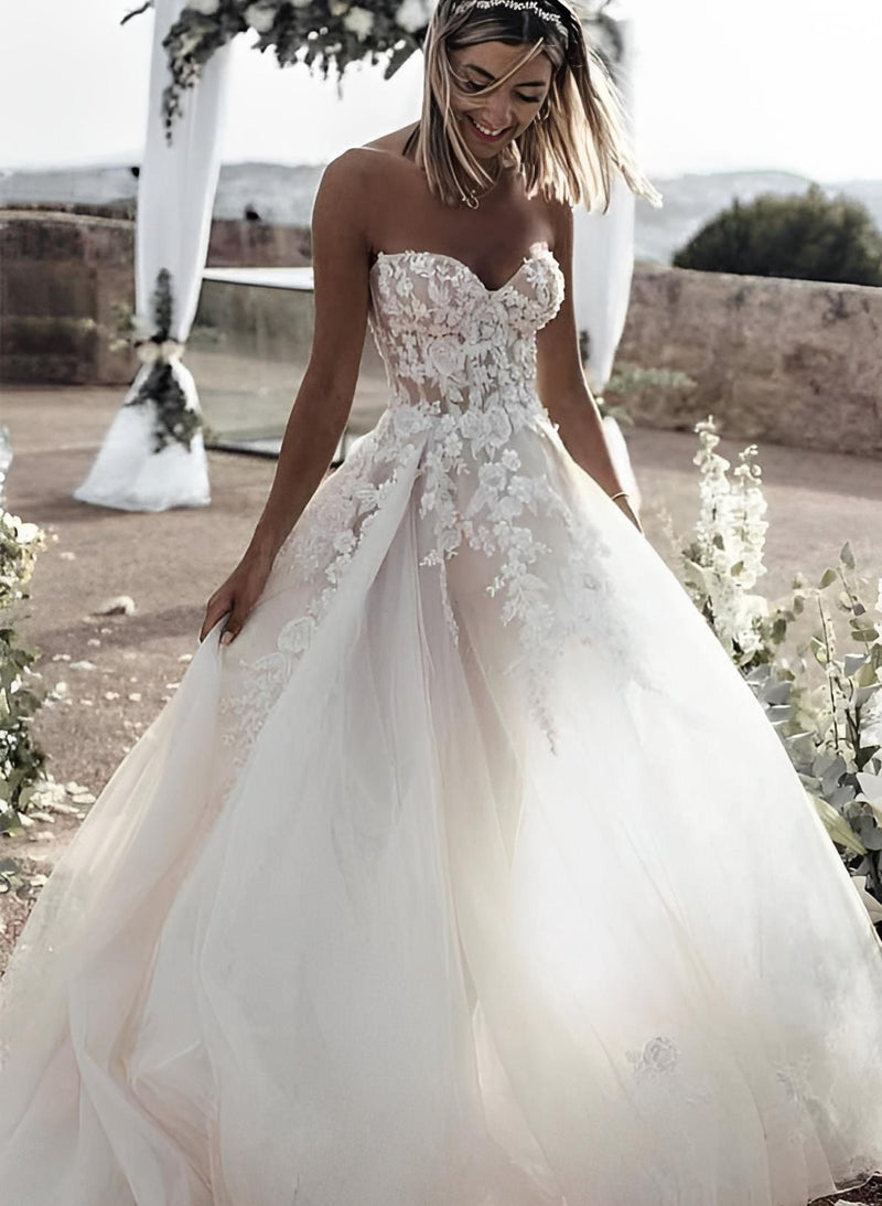 Chic A-line Boho Garden Elegant Sweetheart Retro style Tulle Wedding Dresses Appliques Lace-Dbrbridal
