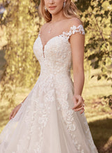 Chic A-line Princess Wedding Dress Appliques Lace-Dbrbridal