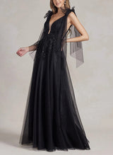 Chic A-line V-Neck Sleeveless Floor-Length Wedding Dresses-Dbrbridal