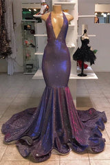 Chic Sexy Deep Sleeveless V-Neck Prom Dresses New Arrival Halter Memaiad Sequins Evening Gowns-Dbrbridal