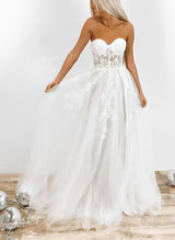 Elegant Sweetheart Sleeveless Chic A-line Tulle Wedding Dress Appliques Lace Floor-Length-Dbrbridal