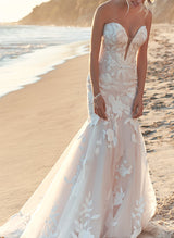 Elegant Sweetheart Sleeveless Sweep Train Lace Mermaid Fitted Wedding Dresses-Dbrbridal