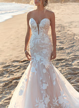 Elegant Sweetheart Sleeveless Sweep Train Lace Mermaid Fitted Wedding Dresses-Dbrbridal