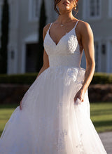 V-Neck Sleeveless Tulle Wedding Dresses Appliques Lace-Dbrbridal