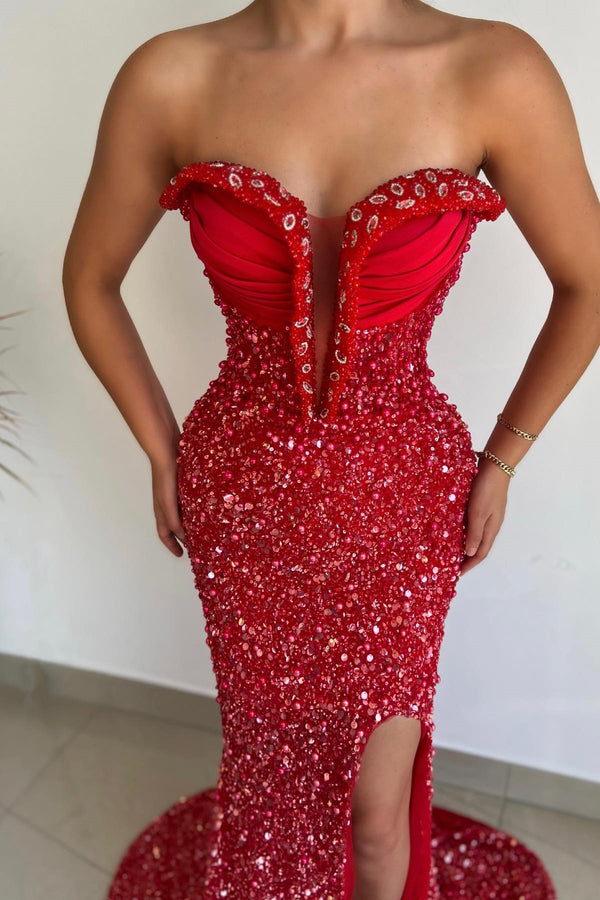 Sleeveless Red Mermaid Prom Dress with Sweetheart Neckline and Long Sequins
